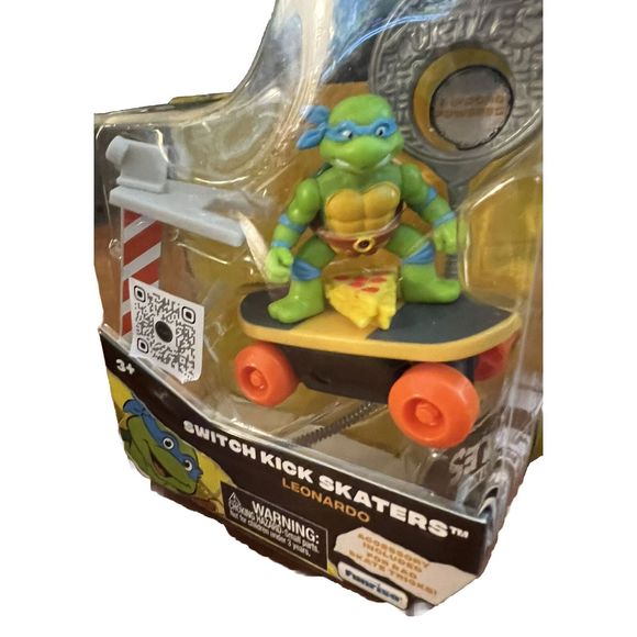 Funrise TMNT Teenage Mutant Ninja Turtles Switch Kick Skaters Leonardo - Picture 3 of 4